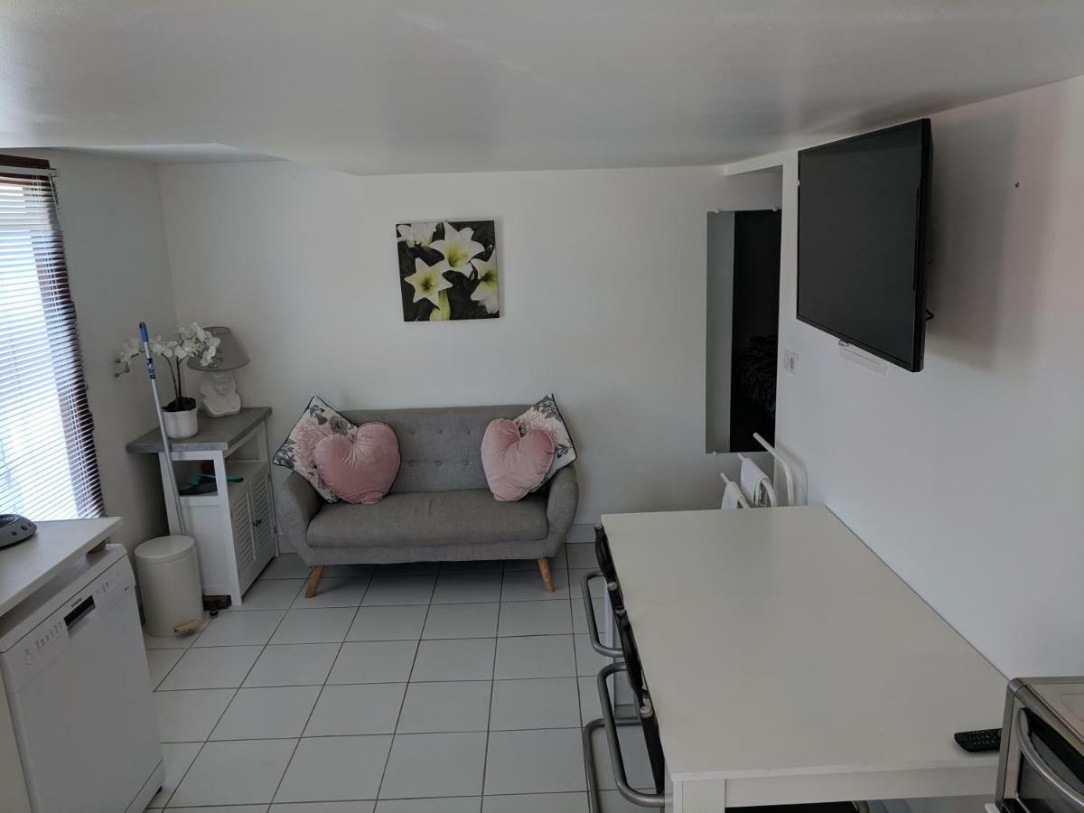 2 Person Apartment Ascain Exterior photo